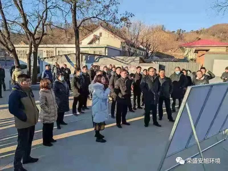 兴隆县领导督导检查城乡环卫一体化工作(图3) 兴隆县领导督导检查城乡环卫一体化工作(图3)